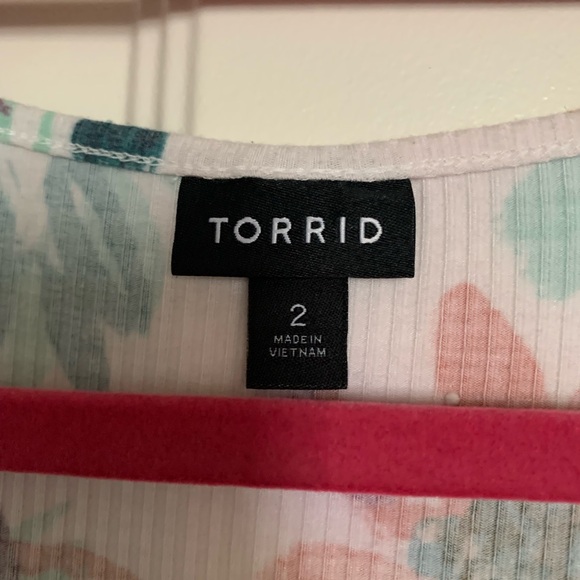 Torrid 2  Ribbed Soft Top - Picture 2 of 5